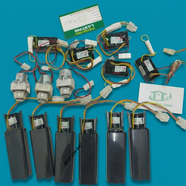HỘP NGUỒN PIN 3.7V THAY THẾ TƯƠNG THÍCH CHO CẢM ỨNG TIỂU ÂM TƯỜNG TOTO